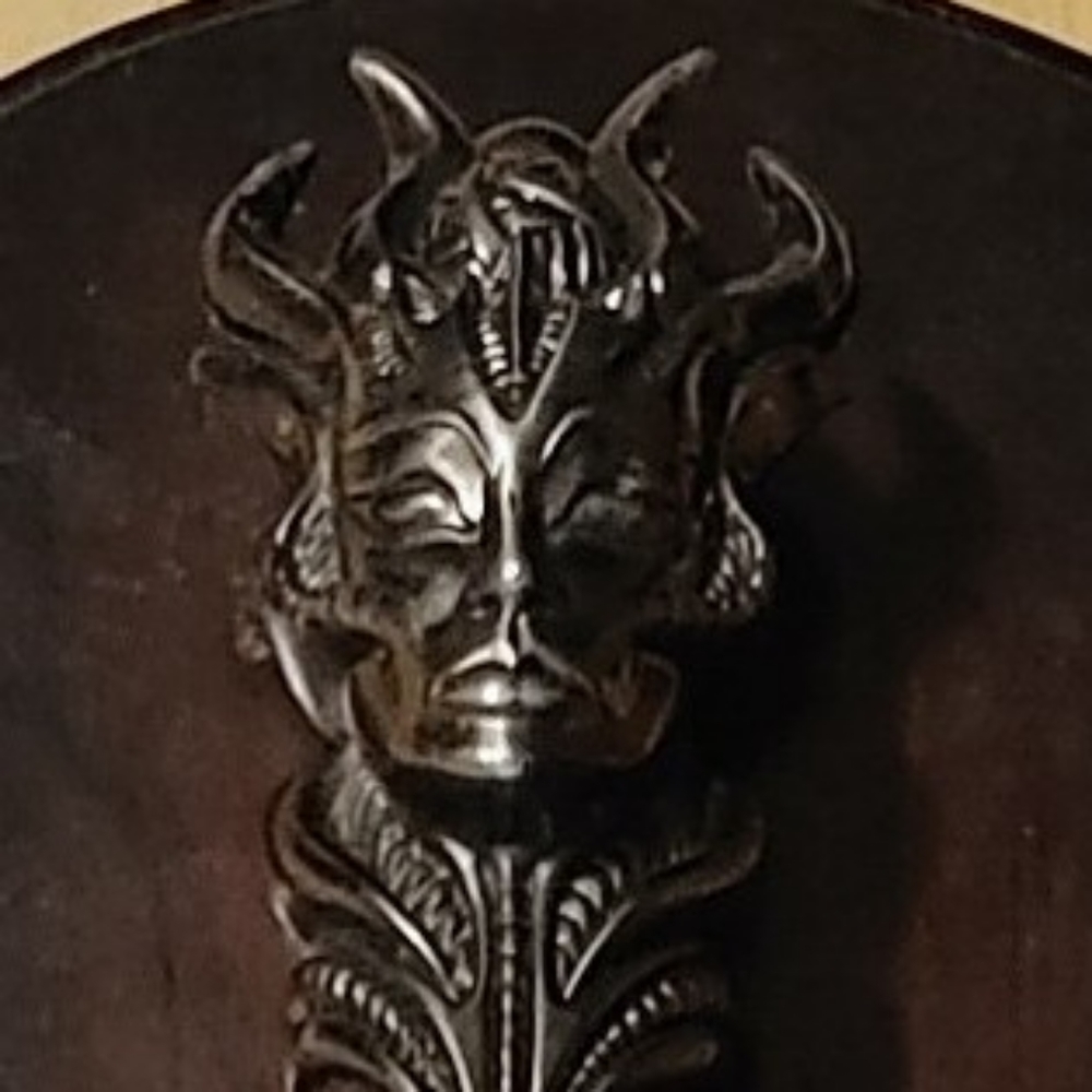 Medusa Double edge sword dagger knife with mount